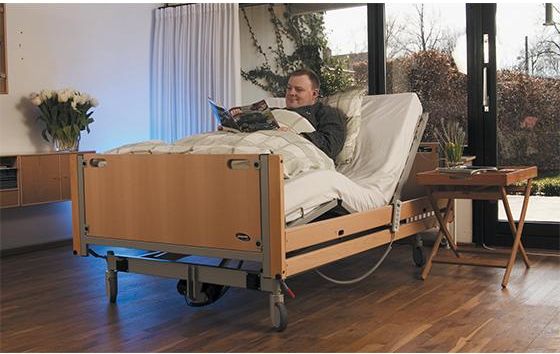 Invacare Octave bariatric profiling bed design